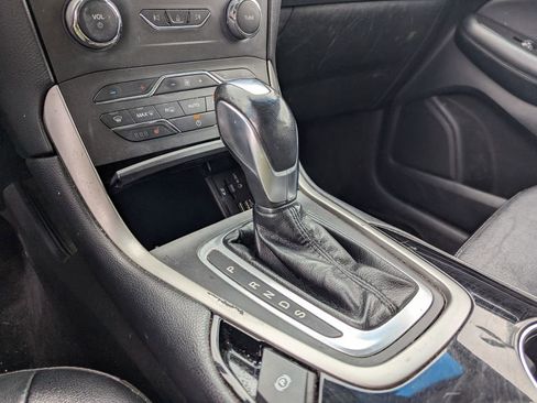 Used 2015 Ford Edge SEL w/ Equipment Group 201A FWD image 14