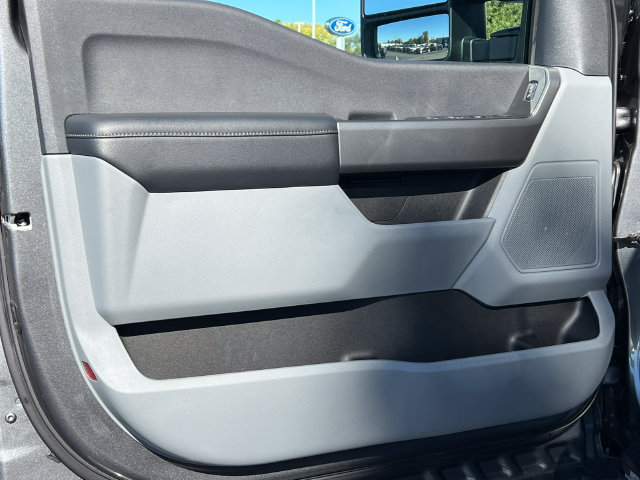 New 2026 Ford F550 4x4 Crew Cab w/ XLT Value Package image 20