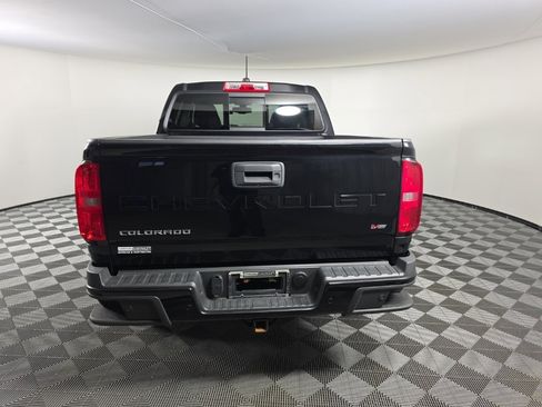 Used 2022 Chevrolet Colorado Z71 w/ Z71 Midnight Edition image 4