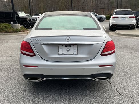 Used 2019 Mercedes-Benz E 300 image 7