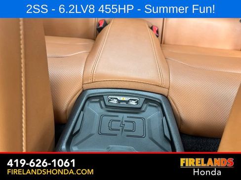 Used 2017 Chevrolet Camaro SS RWD image 27