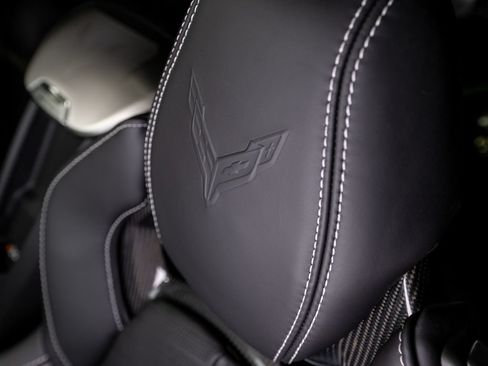 Used 2024 Chevrolet Corvette Z06 RWD image 14