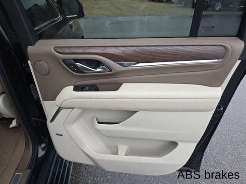 Used 2021 GMC Yukon XL Denali image 38
