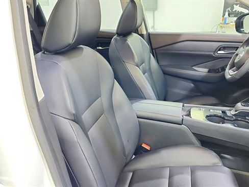 Certified 2023 Nissan Rogue SV w/ SV Premium B Package FWD image 25