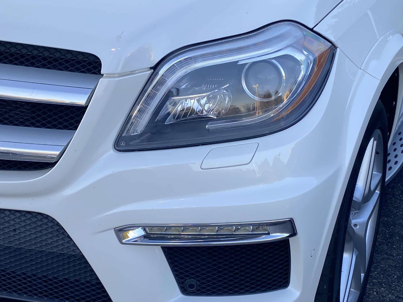 Used 2014 Mercedes-Benz GL 550 4MATIC image 5