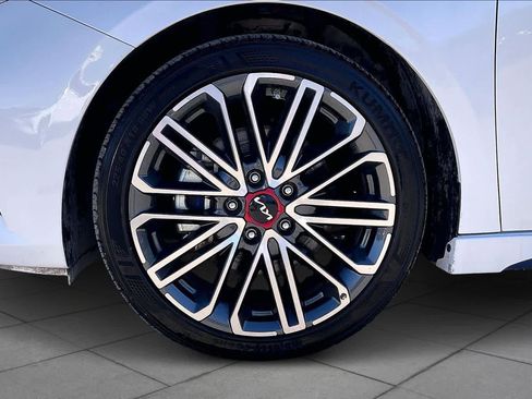 Used 2024 Kia Forte GT w/ GT2 Package image 10
