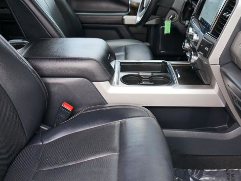 Used 2022 Ford F250 Lariat w/ FX4 Off-Road Package image 12