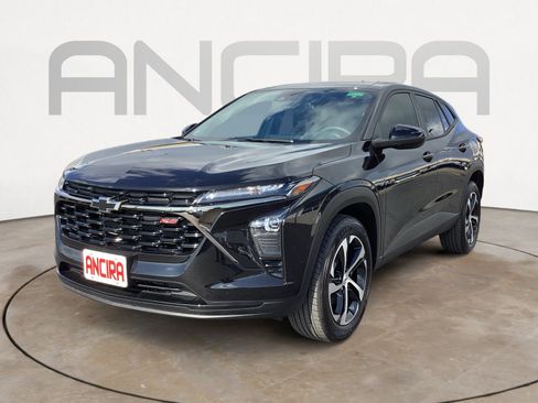 Used 2026 Chevrolet Trax RS FWD image 7