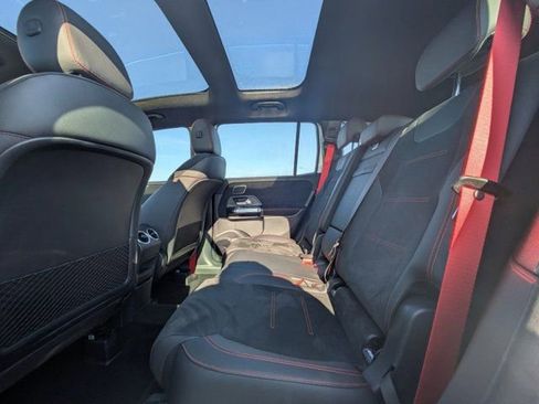 Used 2025 Mercedes-Benz GLB 35 AMG 4MATIC image 12