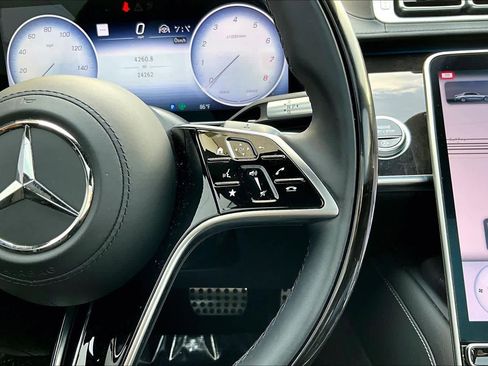 Used 2022 Mercedes-Benz S 580 4MATIC Sedan image 22