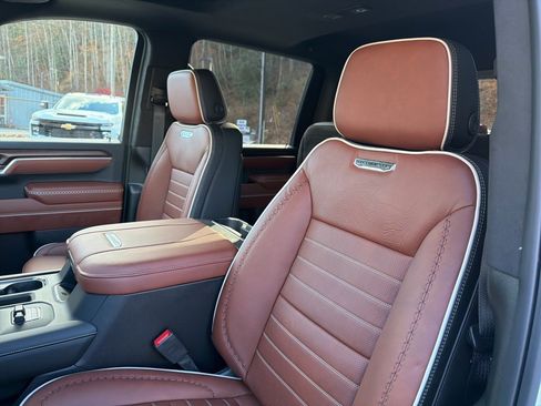 New 2026 GMC Sierra 2500 Denali Ultimate image 9