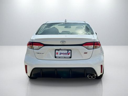Used 2026 Toyota Corolla SE image 6