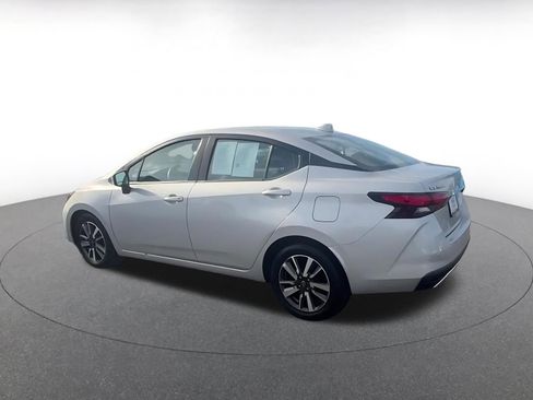 Used 2025 Nissan Versa SV image 10