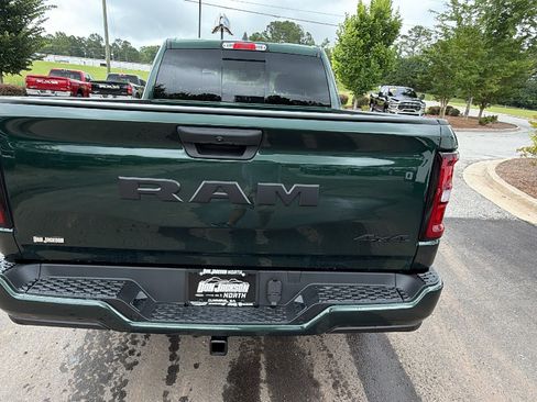 Used 2026 RAM 1500 Express AWD/4WD image 9