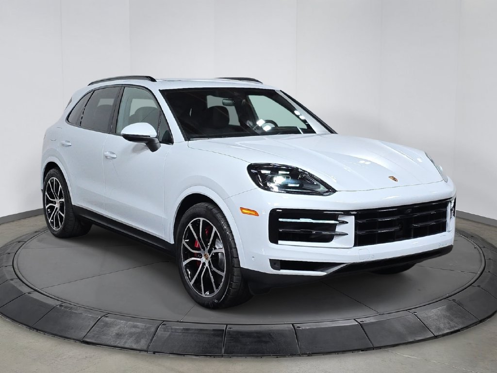 Certified 2026 Porsche Cayenne S AWD/4WD image 9