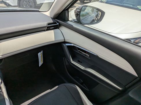 New 2026 MAZDA CX-5 Preferred AWD/4WD image 16