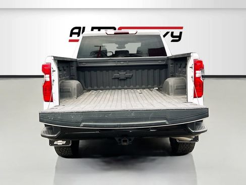 Used 2023 Chevrolet Silverado 1500 Custom Trail Boss w/ LPO, Dark Essentials Package AWD/4WD image 24