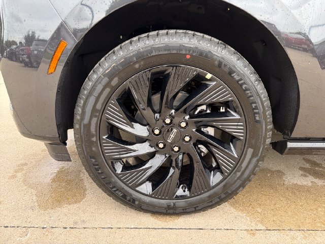 New 2027 Lincoln Navigator L Reserve w/ Jet Appearance Package AWD/4WD image 12