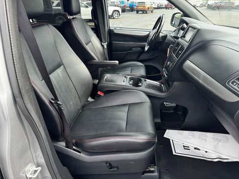 Certified 2020 Dodge Grand Caravan GT FWD image 14
