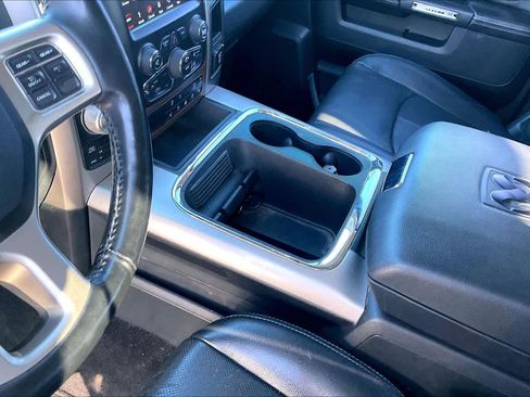 Used 2018 RAM 1500 Laramie w/ Convenience Group image 13