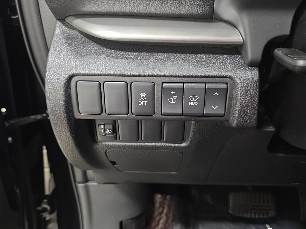 Used 2018 Mitsubishi Eclipse Cross SEL AWD/4WD image 24