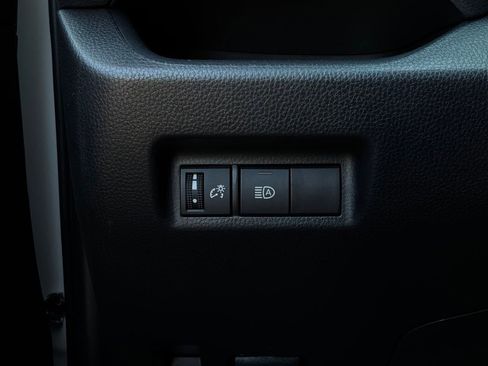 Used 2025 Toyota RAV4 LE AWD/4WD image 20