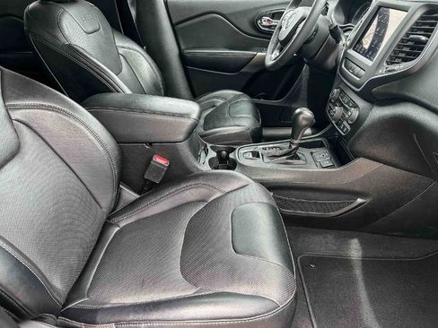 Used 2022 Jeep Cherokee Latitude Lux w/ Sun & Sound Group FWD image 23
