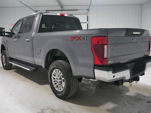 Certified 2022 Ford F250 XLT w/ XLT Premium Package image 7