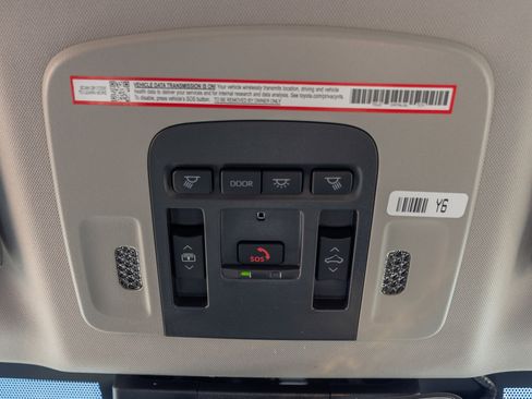 New 2026 Toyota Camry XLE image 16