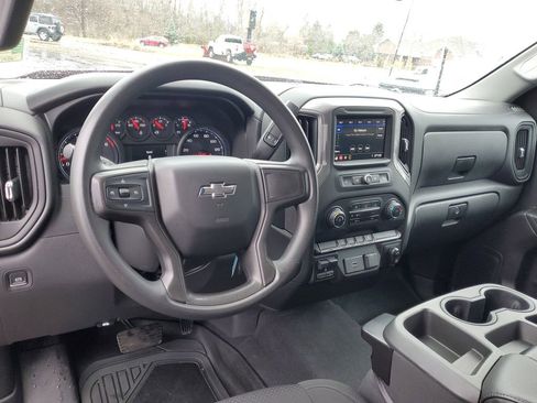 Used 2020 Chevrolet Silverado 1500 Custom Trail Boss w/ Custom Convenience Package image 7