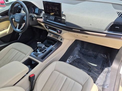 Certified 2023 Audi Q5 2.0T Premium w/ Convenience Package AWD/4WD image 19