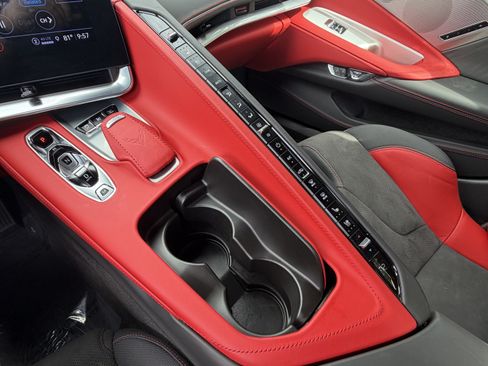 Used 2022 Chevrolet Corvette Stingray Premium Conv w/ 3LT RWD image 19