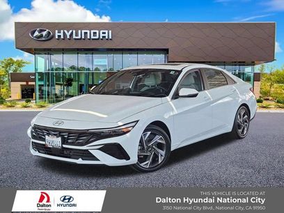 Used 2025 Hyundai Elantra Limited