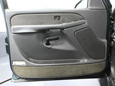 Used 2003 Chevrolet Silverado 1500 LS AWD/4WD image 16