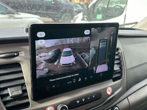 Used 2022 Ford Transit 350 XLT image 27