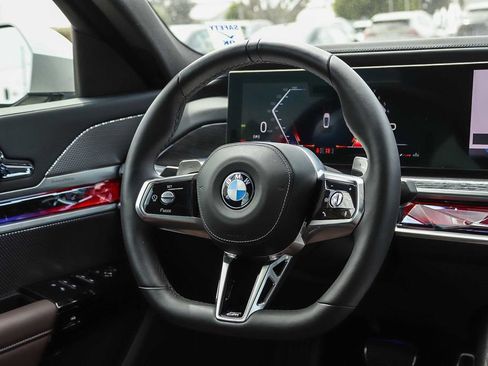 Used 2026 BMW 740i xDrive AWD/4WD image 16