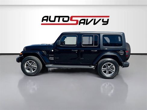 Used 2021 Jeep Wrangler Unlimited Sahara image 4
