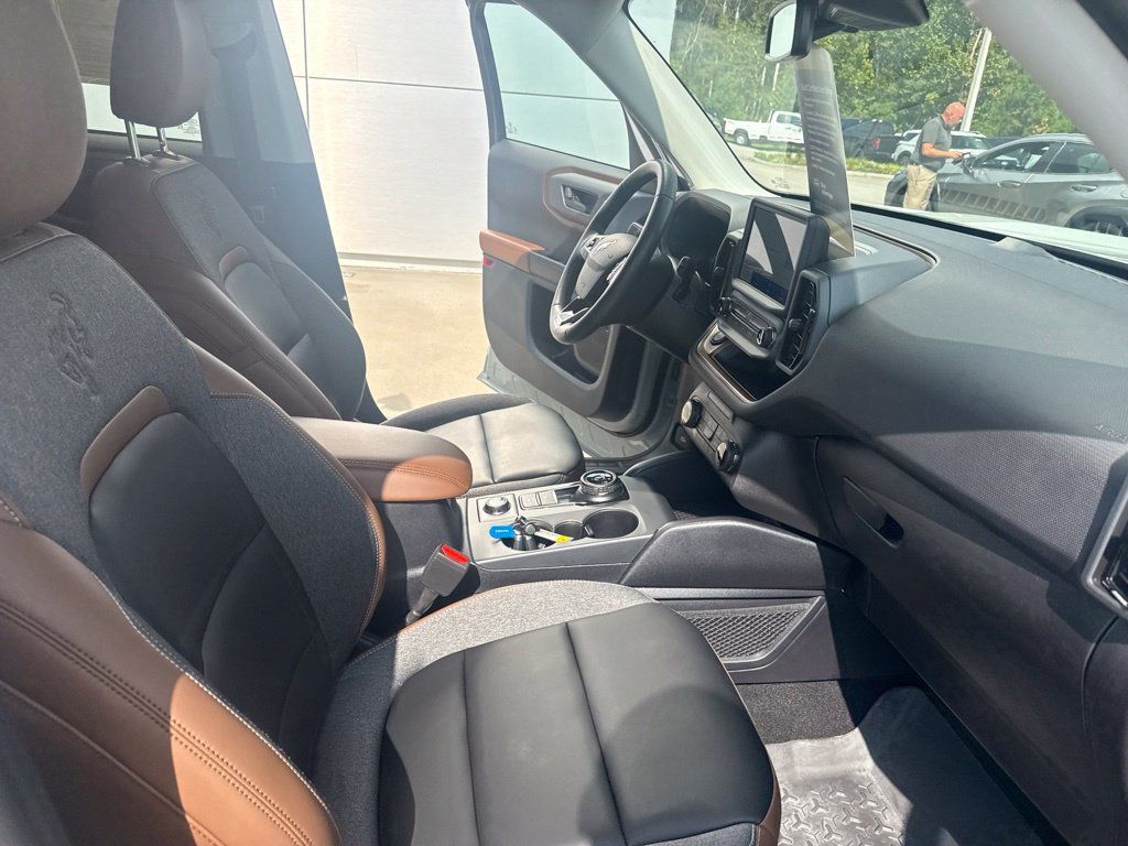 Certified 2024 Ford Bronco Sport Outer Banks AWD/4WD image 29
