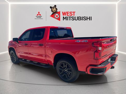 Used 2025 Chevrolet Silverado 1500 Custom w/ Turbomax Blackout Package AWD/4WD image 4