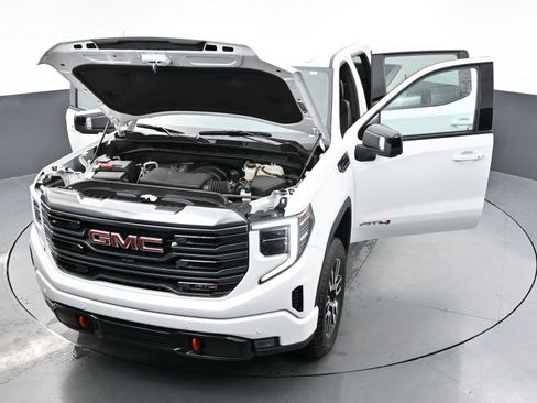 Used 2024 GMC Sierra 1500 AT4 w/ AT4 Preferred Package image 41