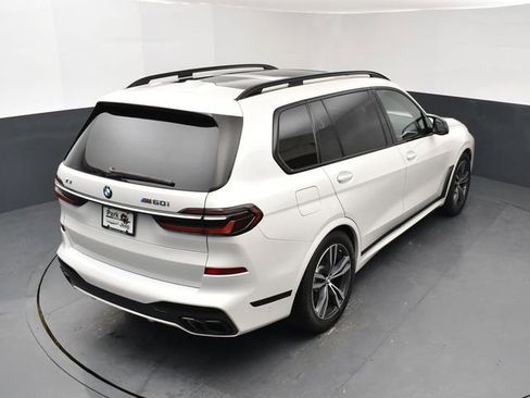 Used 2023 BMW X7 M60i w/ Executive Package AWD/4WD image 17
