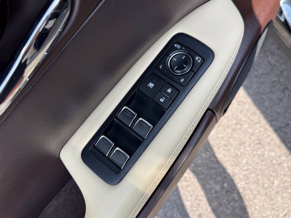 Used 2018 Lexus RX 350L FWD w/ Premium Package image 18