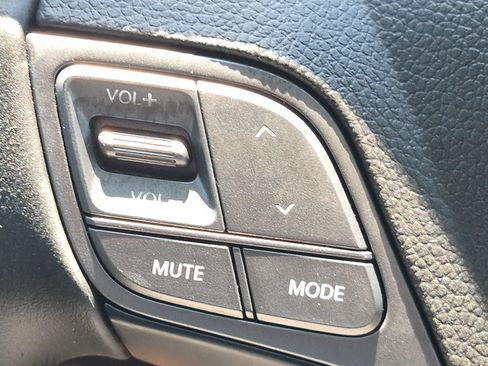 Used 2013 Hyundai Santa Fe Sport AWD/4WD image 15
