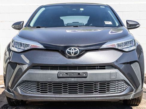 Used 2021 Toyota C-HR LE image 4