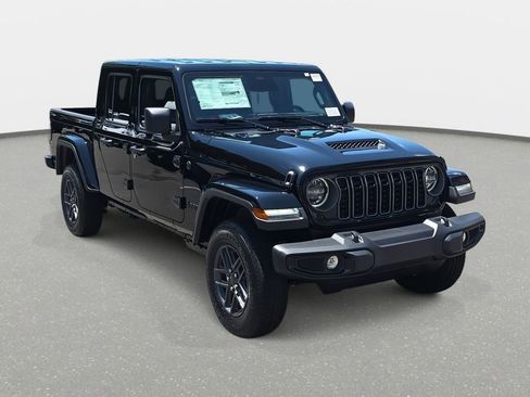 New 2026 Jeep Gladiator Sport AWD/4WD image 3