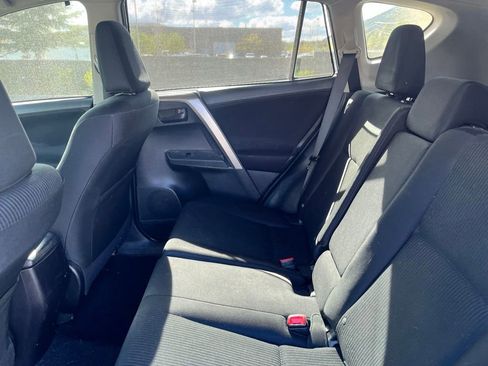 Used 2014 Toyota RAV4 LE image 13