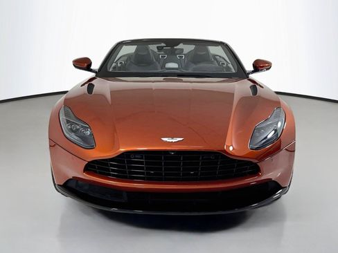 Used 2019 Aston Martin DB11 Volante RWD image 11
