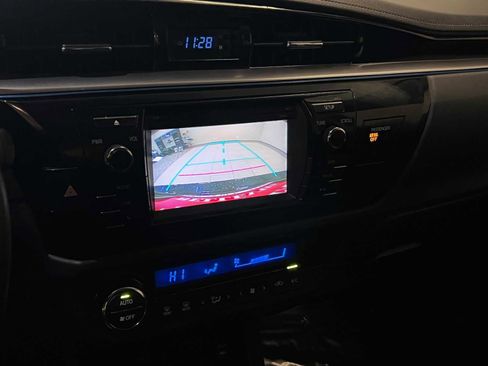 Used 2015 Toyota Corolla S image 27