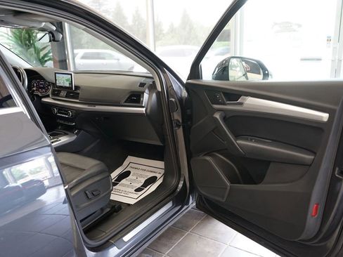 Used 2018 Audi Q5 2.0T Premium Plus w/ Premium Plus Package AWD/4WD image 43