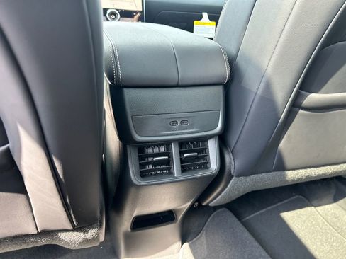 New 2026 GMC Terrain Elevation w/ Elevation Premium Package AWD/4WD image 31